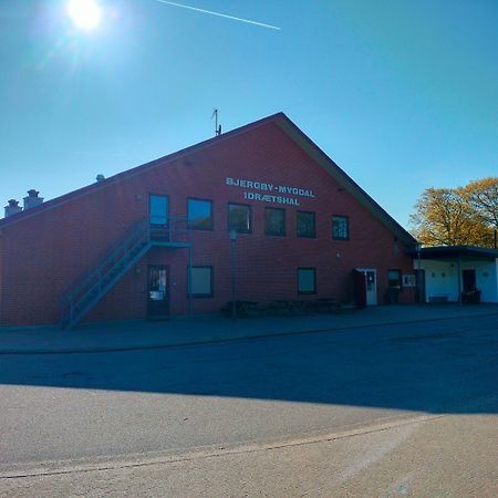 Bjergby Guesthouse Hjørring Buitenkant foto